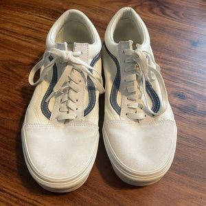 Vans size 10